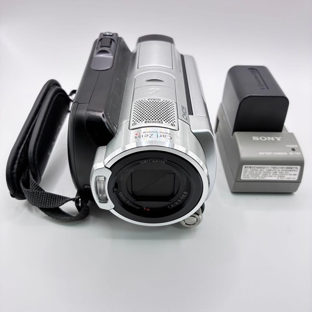SONY デジタルビデオカメラ Handycam ハンディカム HDR-SR11