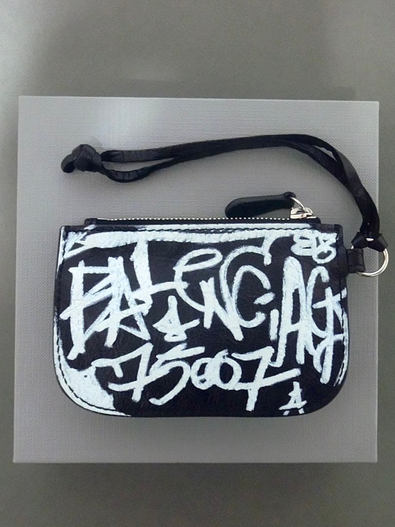 『最終値下げ』BALENCIAGA ル カーゴル ケース graffiti