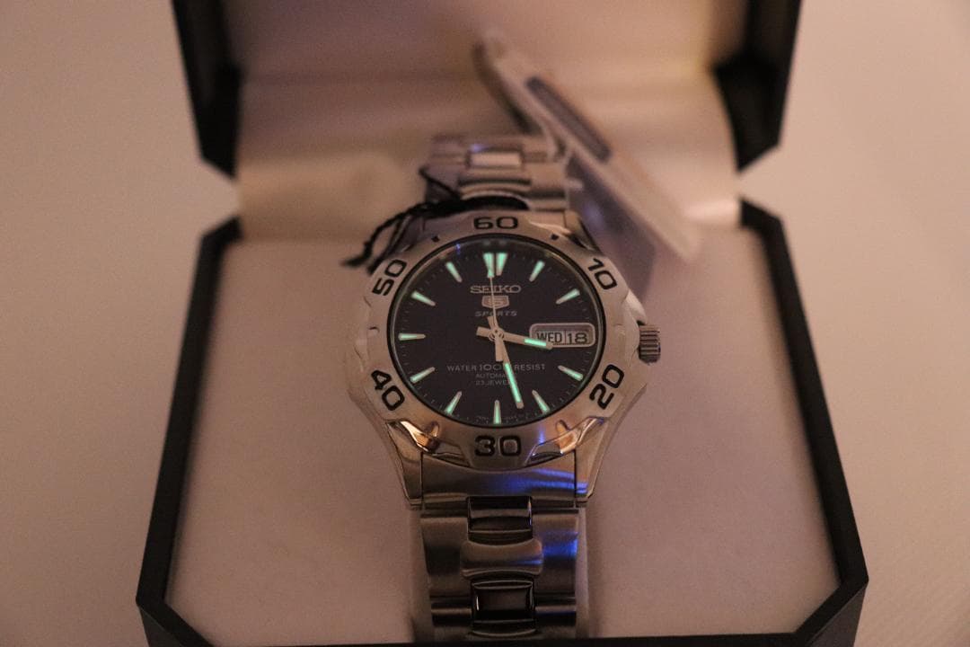 【美品】　SEIKO 5 Sports 自動巻　SNZ315K