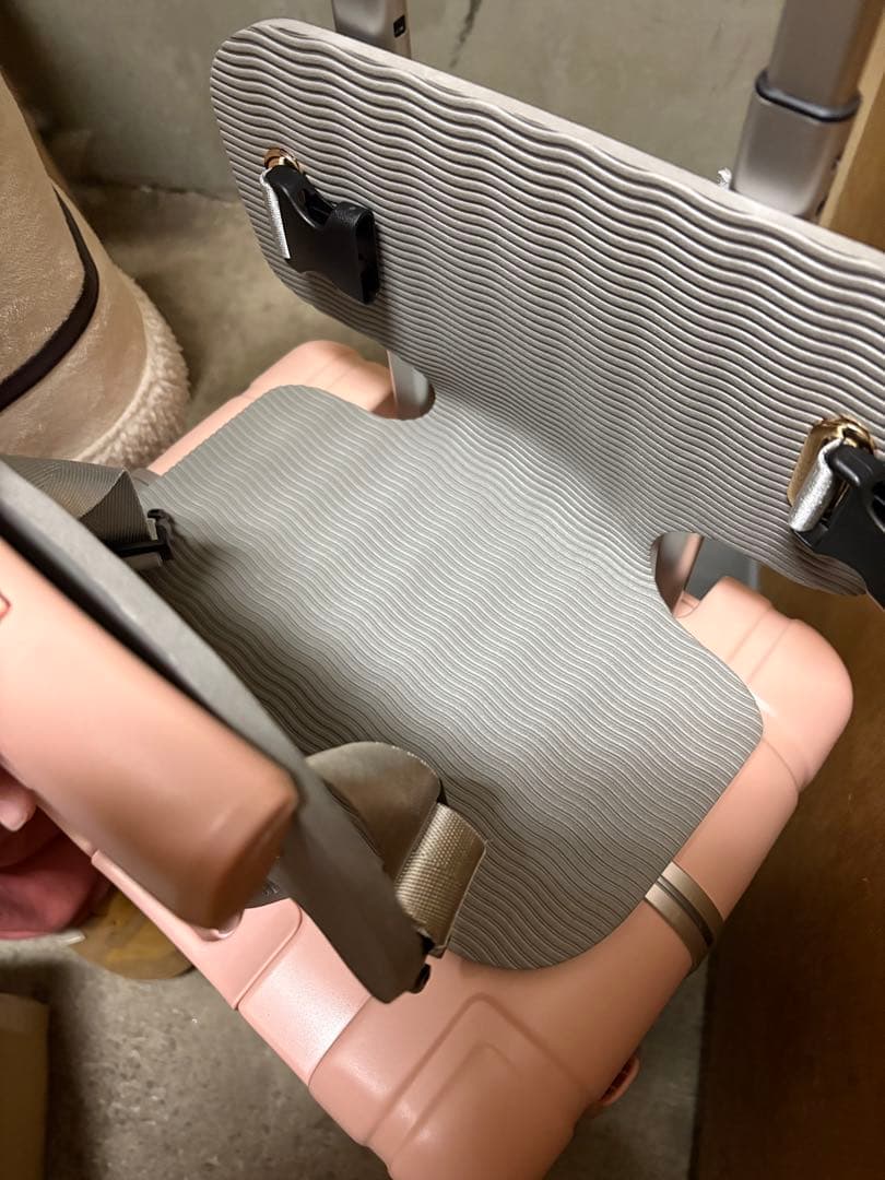 新品未使用 多機能子供乗れるスーツケース　40リットル　ピンク