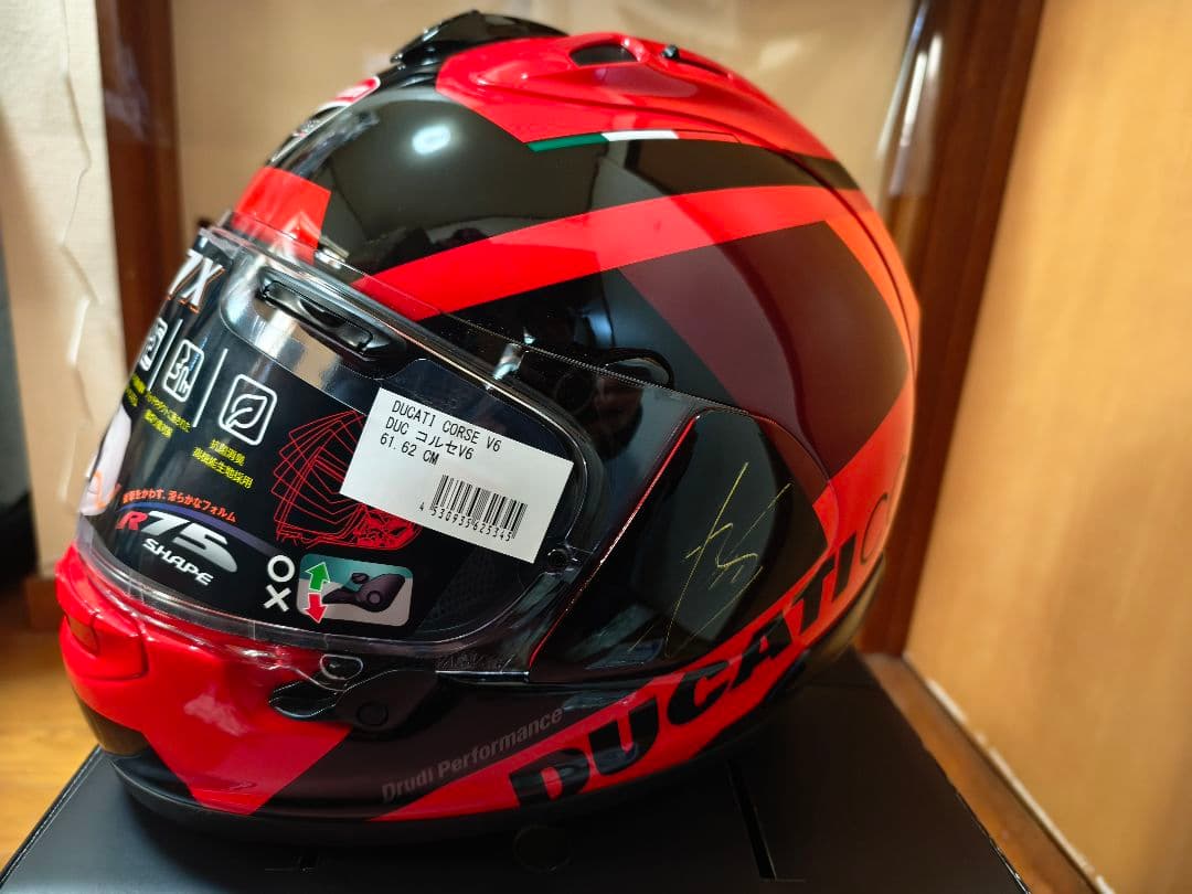 Ducati Corse V6 フルフェイスヘルメット