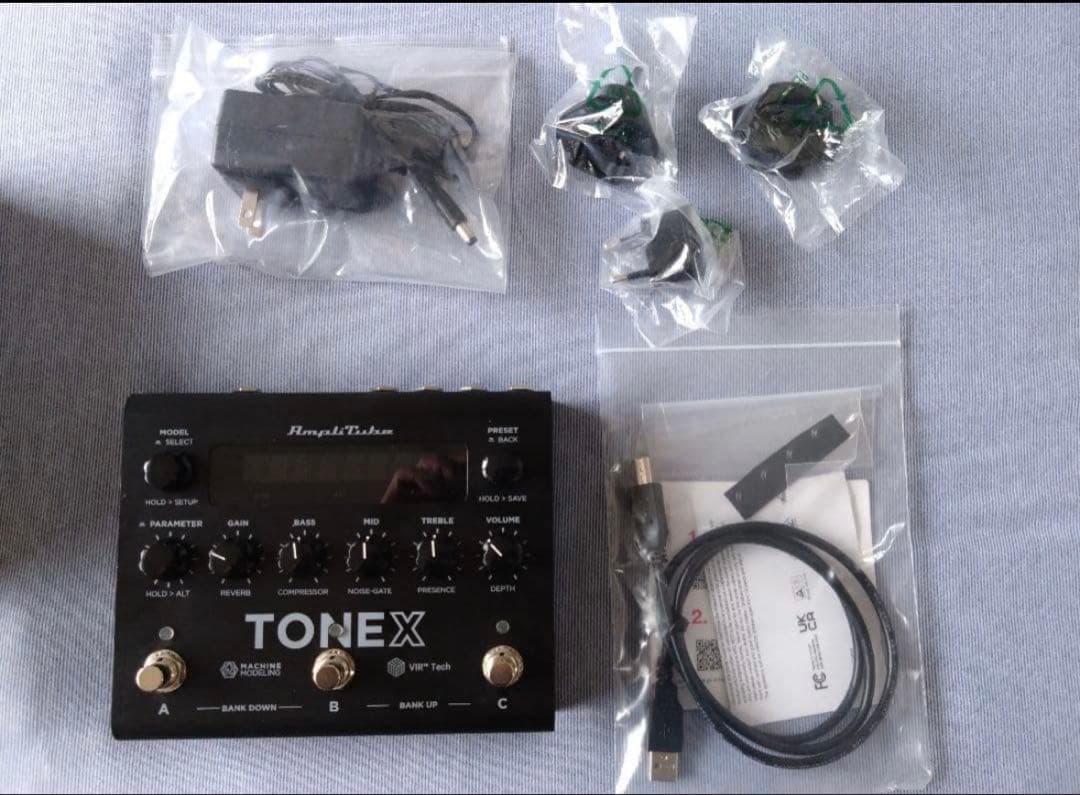 TONEX Pedal ギターエフェクター 本体のみ・ライセンス無し