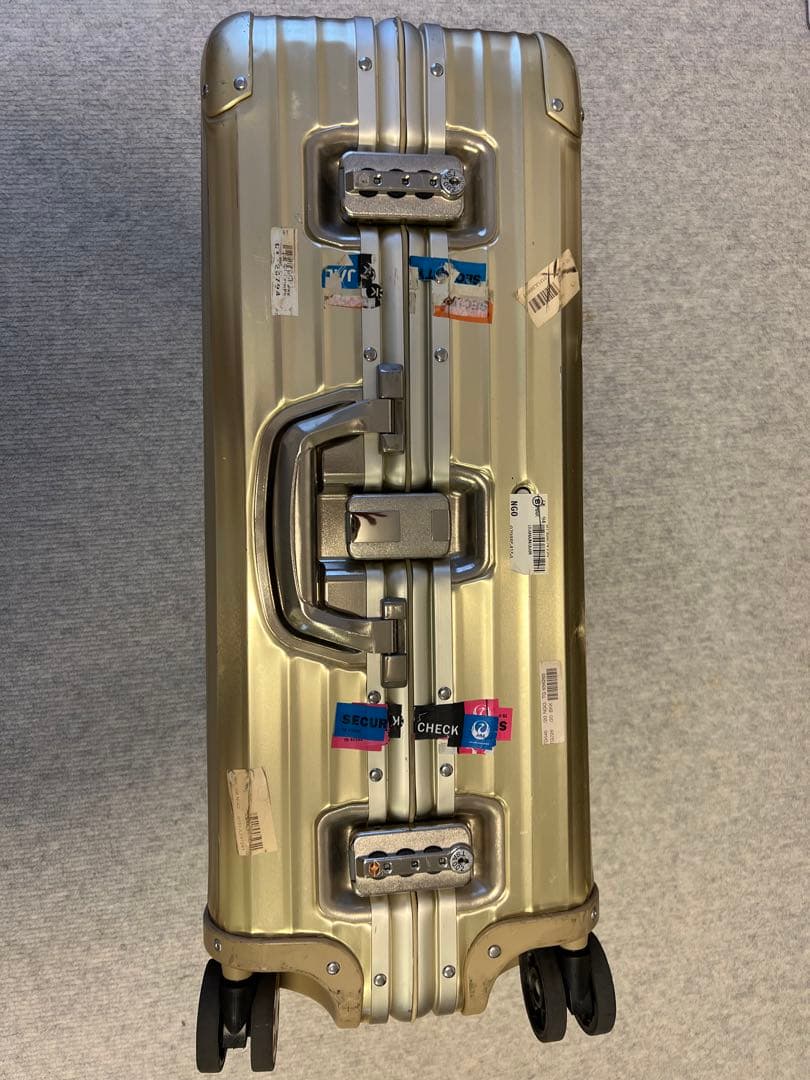 あーや★さんさん専用　希少　４輪RIMOWA シャンパンゴールド