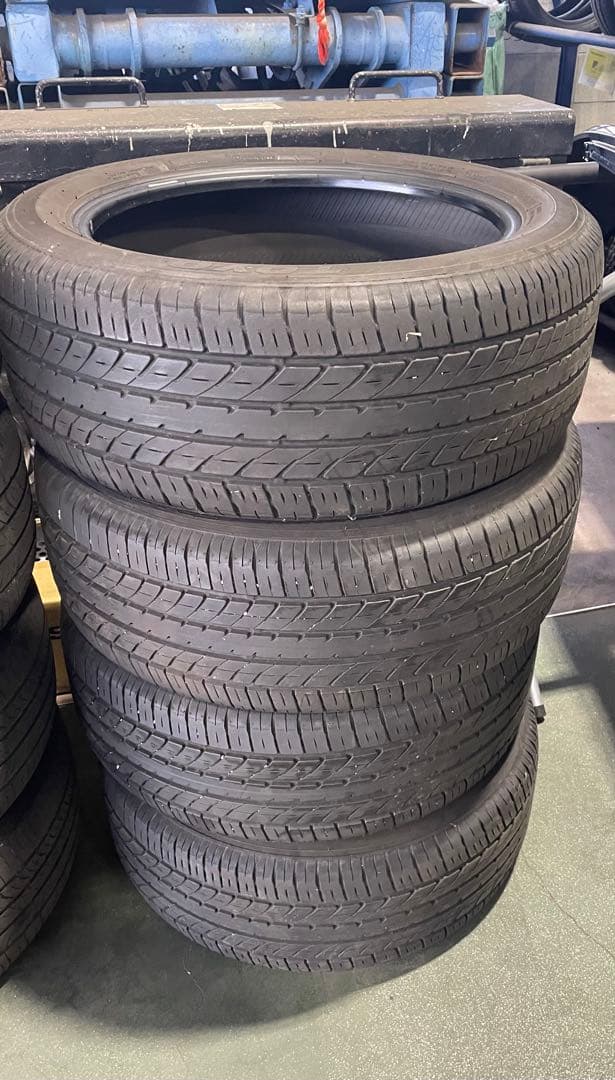 トーヨー　タイヤ　４本セット235/50R18 97V