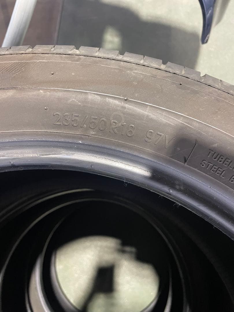トーヨー　タイヤ　４本セット235/50R18 97V