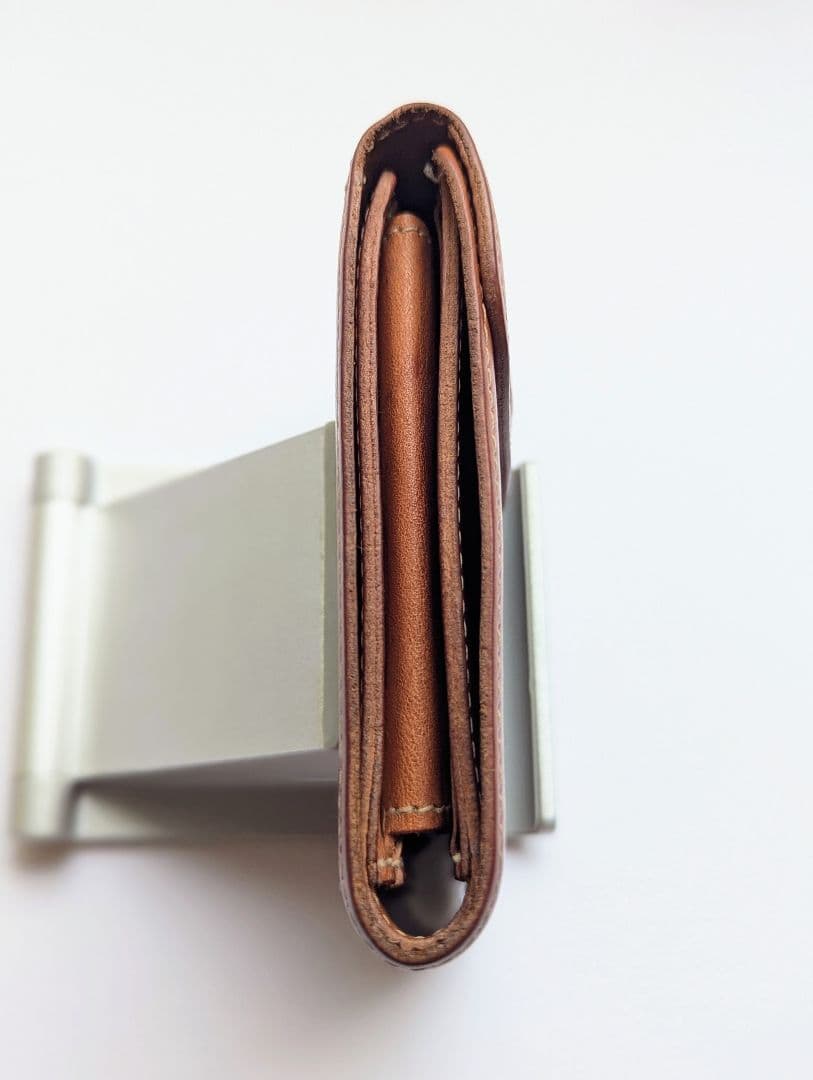 イルビゾンテ フラップウォレット コンパクト ヌメ革 希少 男女兼用