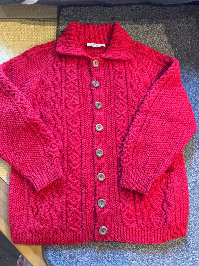 インバーアラン　ニットカーディガン　赤　L位