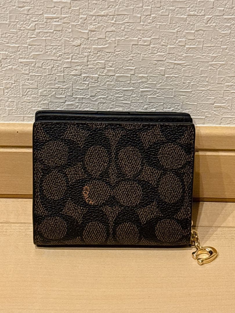 【大人気】COACH スナップ ウォレット・シグネチャー キャンバス