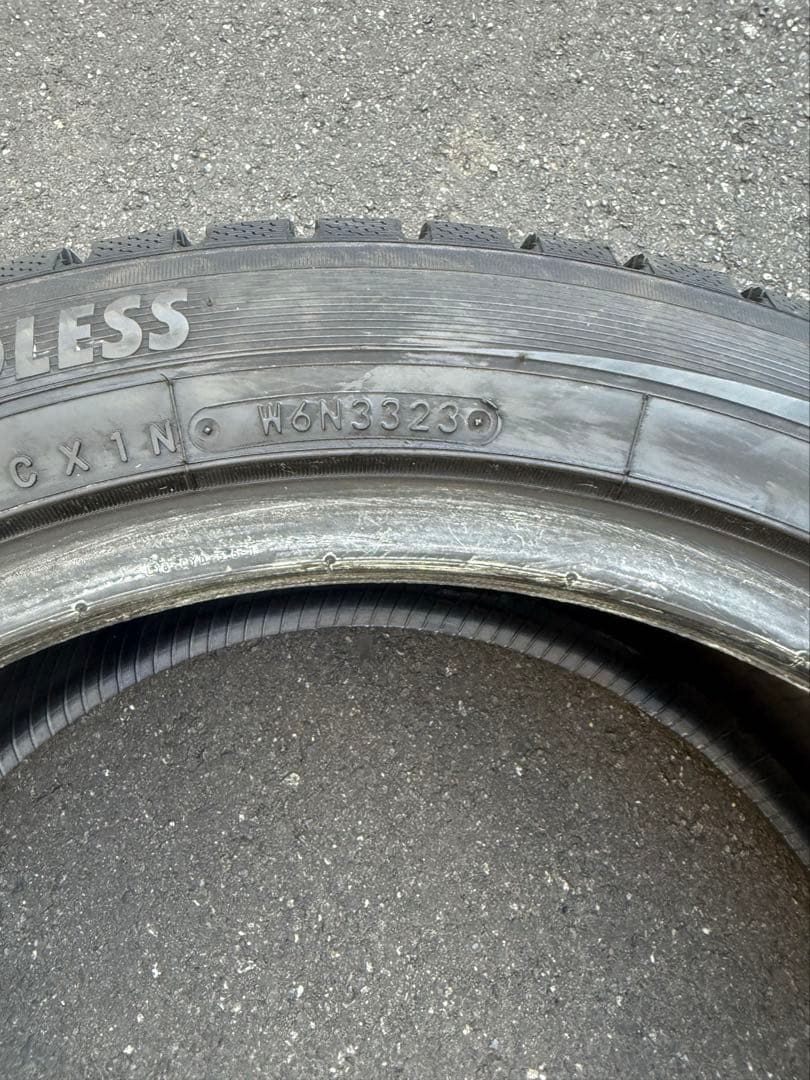 トーヨー トランパス 225/50R18 スタッドレスタイヤ 中古品 2本