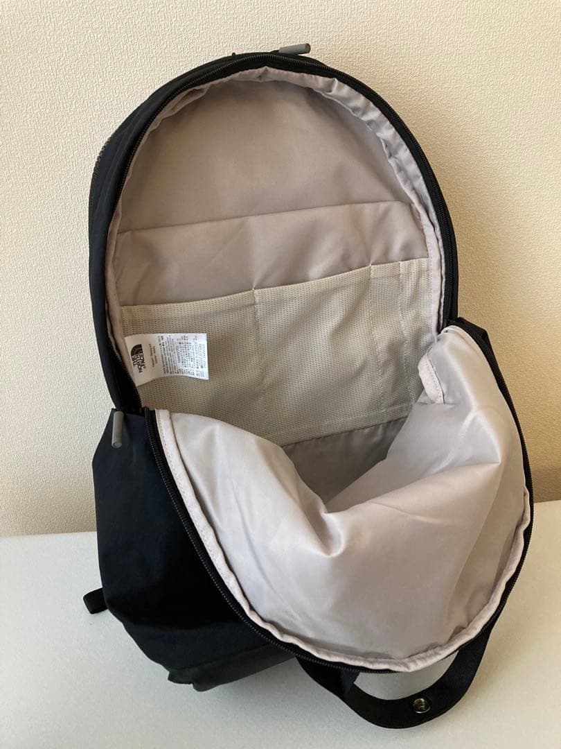 使用僅か超美品☆THE NORTH FACE ネバーストップデイパック18L