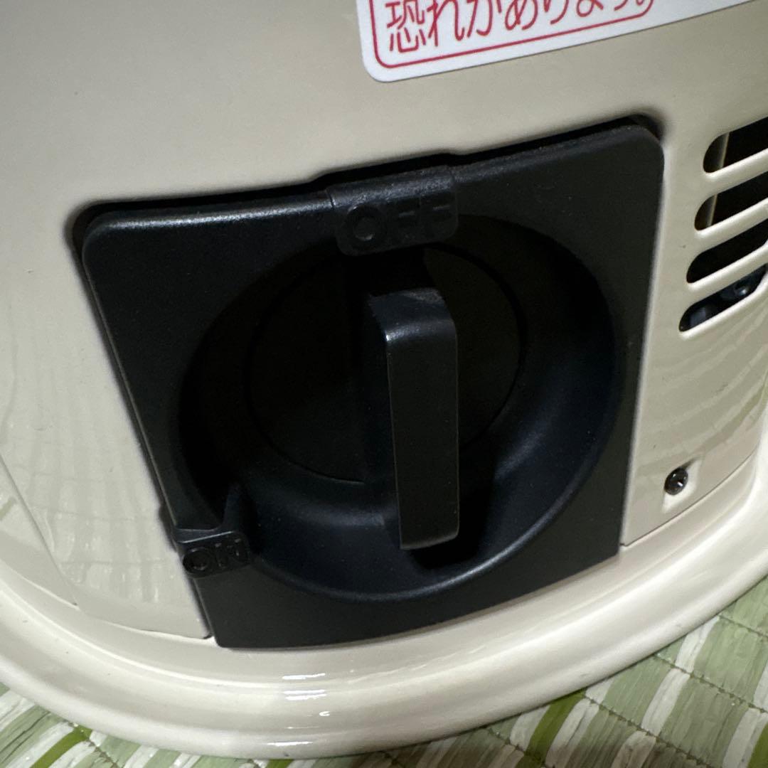 イワタニ　デカ暖II カセット　ガスストーブ　2022年　CB-STV-DKD2