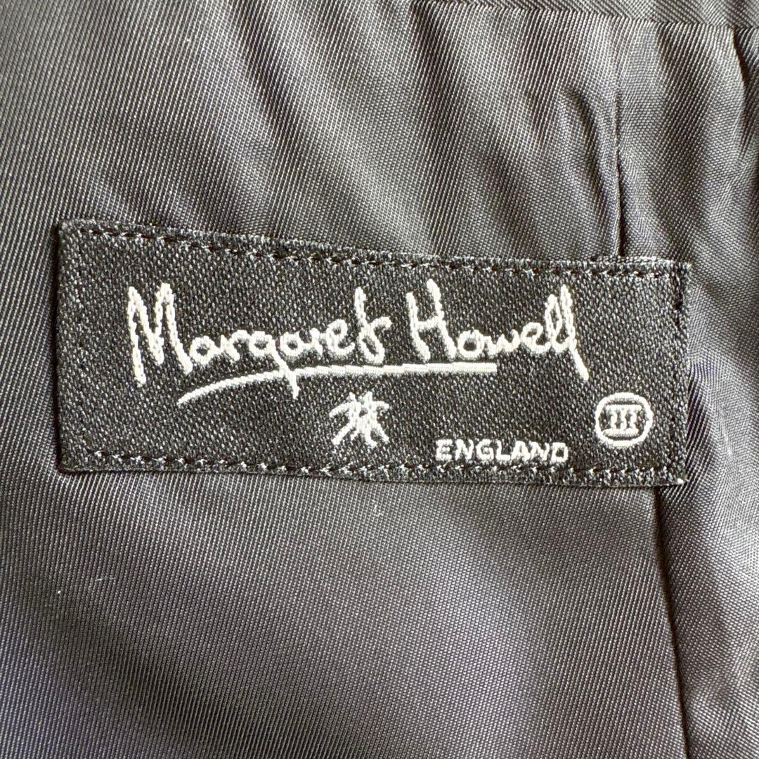 マーガレットハウエル　ブラックパンツスーツ