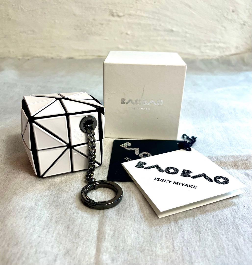バオバオ 新品 イッセイミヤケ ミニキューブチャームボックスキューブボックス