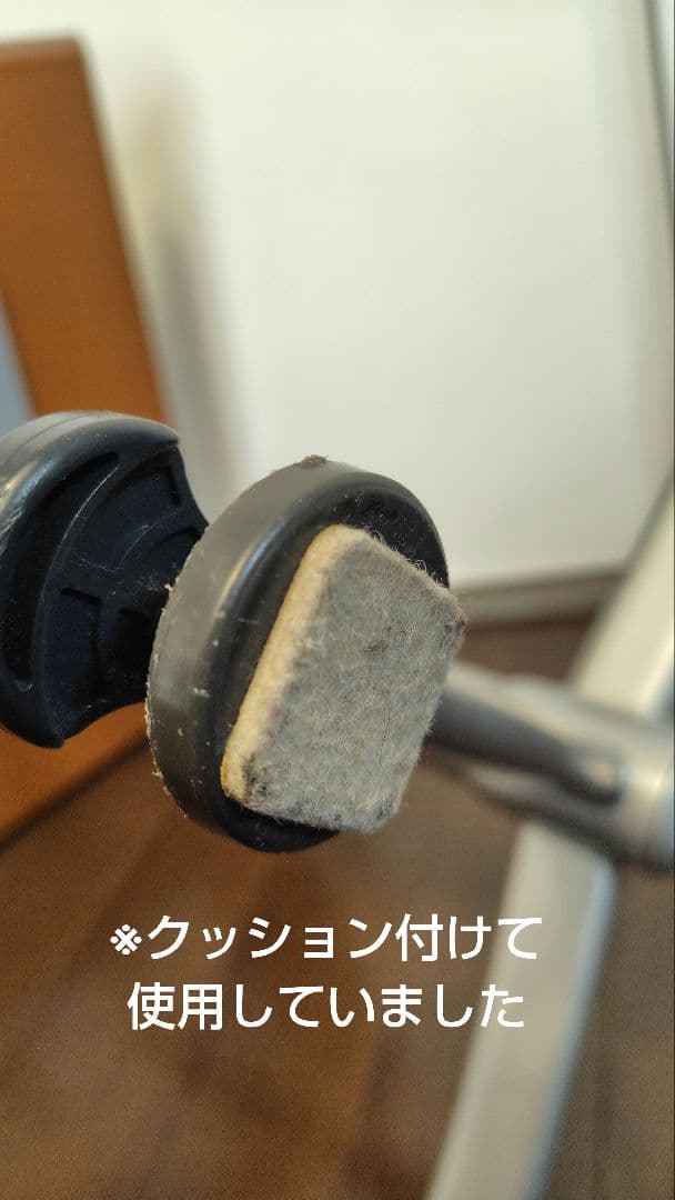 カフェテーブル　A　アジャスター付き 60cm✕70cm　木製天板