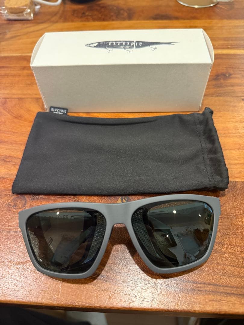 DRT × ELECTRIC “ROAD GLACIER”