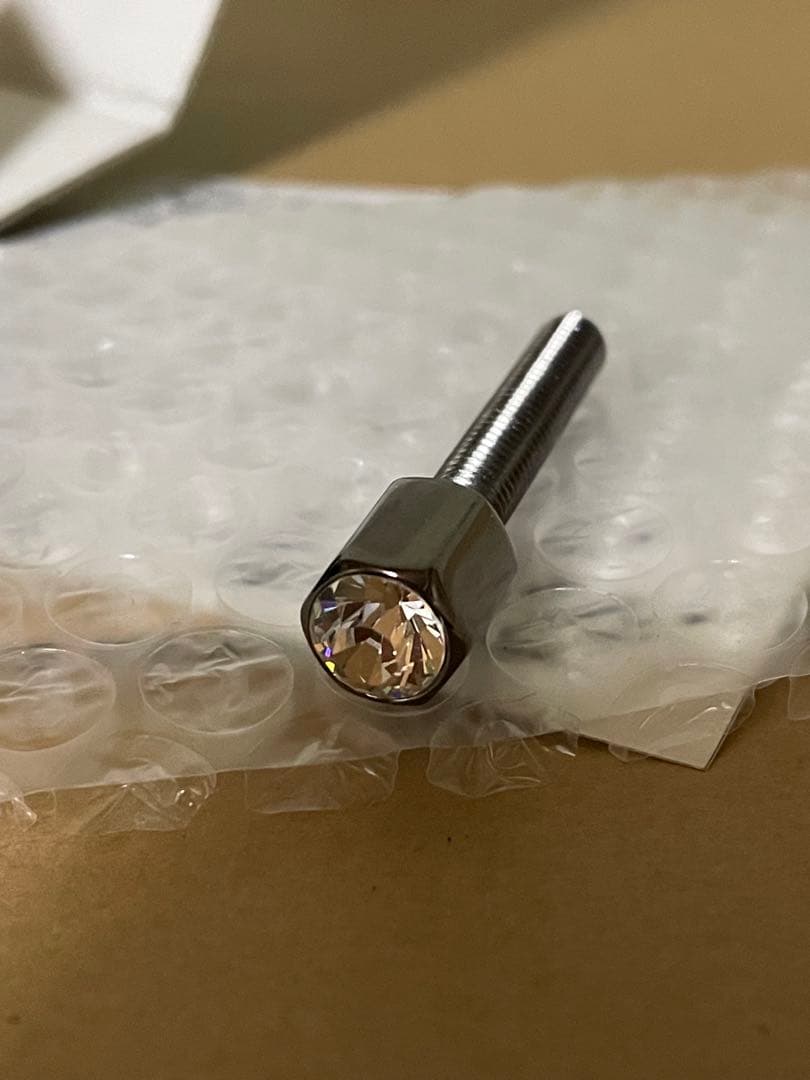 ハマーH2 スワロフスキーボルトZINE HUMMER