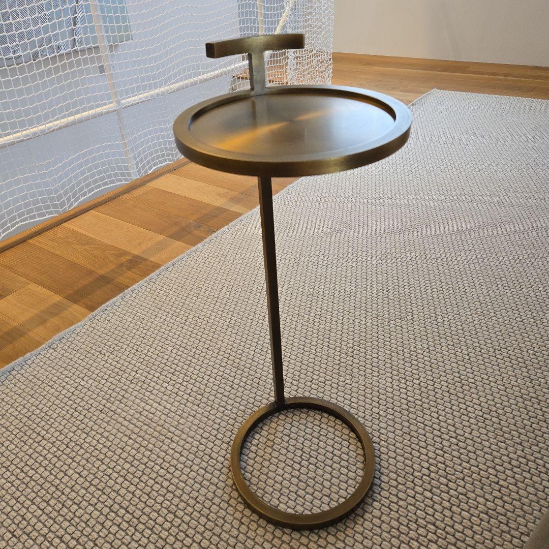 アスプルンド真鍮円形テーブル ハンドル付きアンティークデザイン