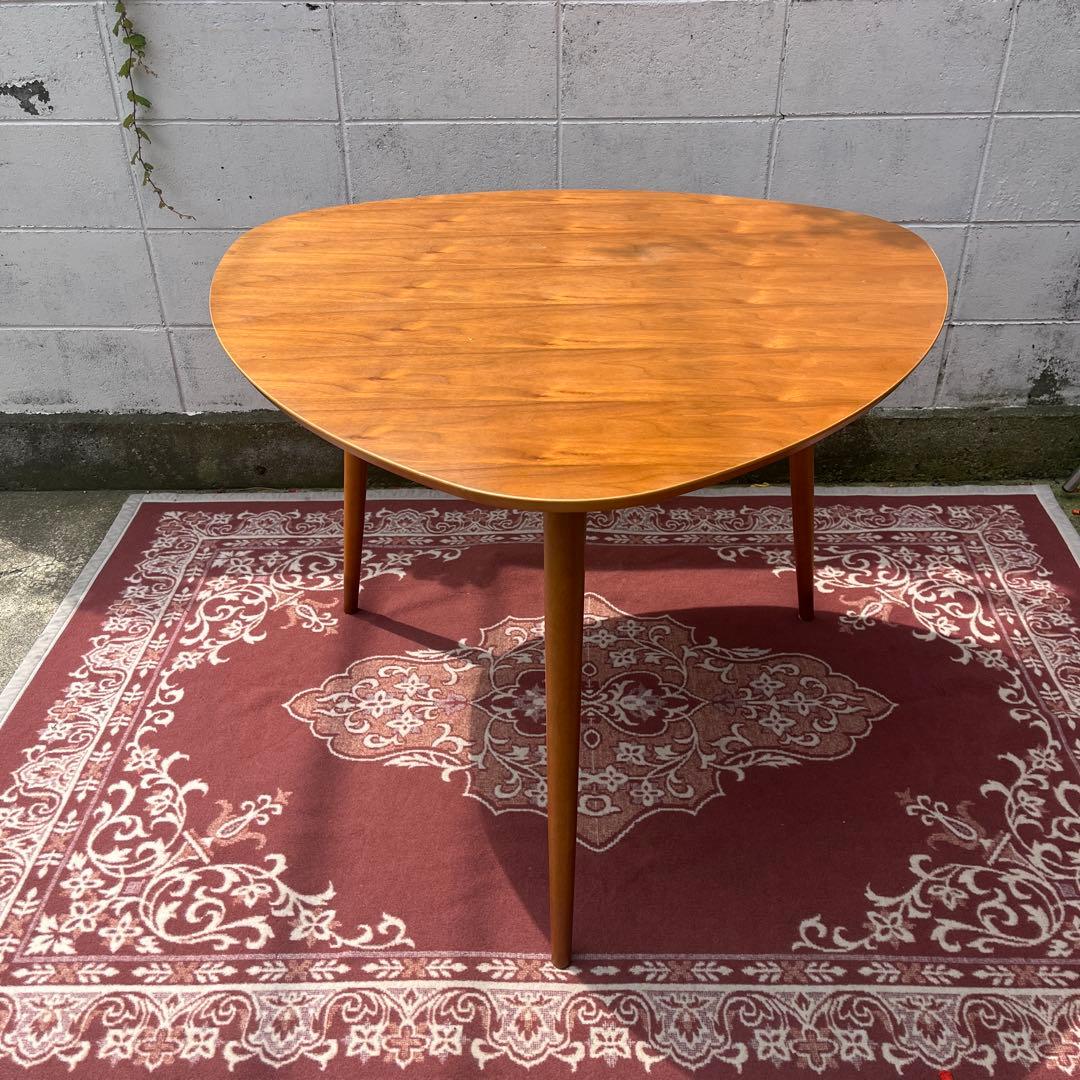 北欧デザイン◾️noce ノーチェ 木製家具 三角テーブル ダイニングテーブル