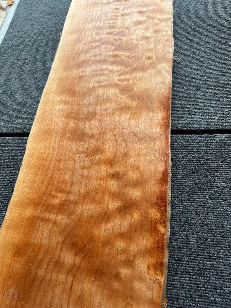 キルティッドメープル　木材　板材