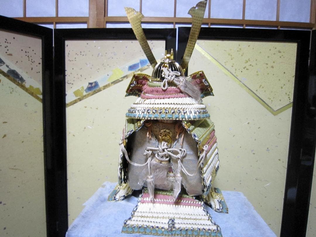 ５月人形 10号 鎧飾り（甲冑） じゅらく 正絹縅　〖仰秀作〗