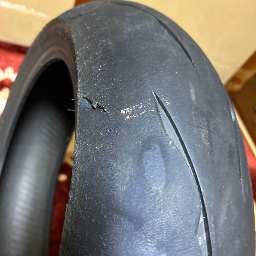 23年　ブリヂストン R11 ST600 中古タイヤ 前後セット