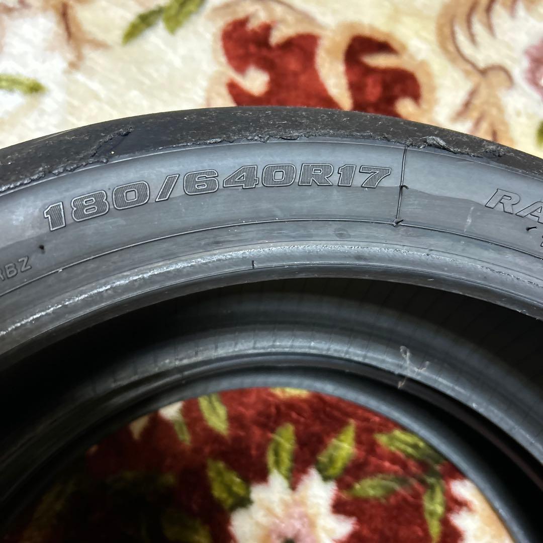 23年　ブリヂストン R11 ST600 中古タイヤ 前後セット