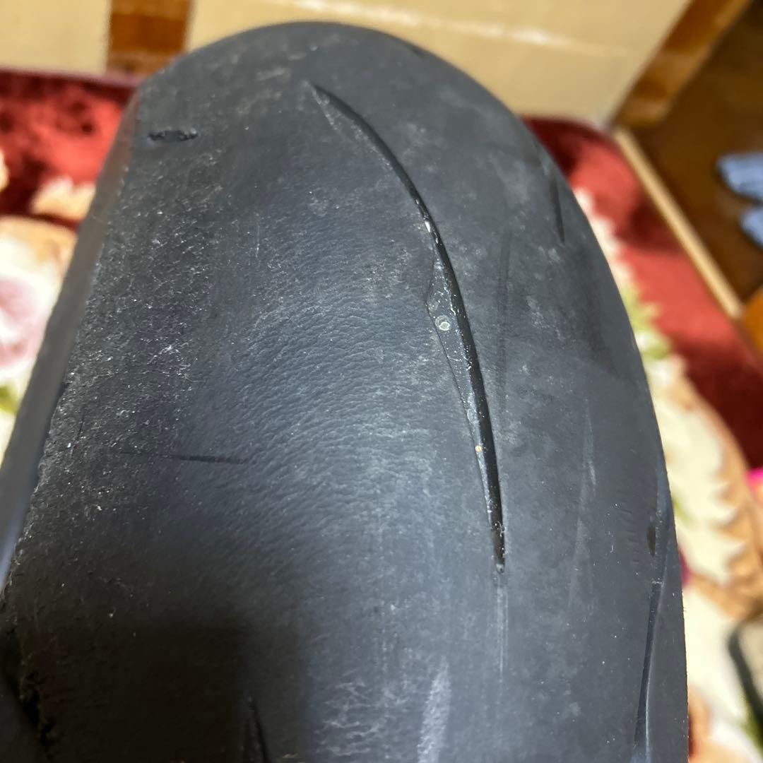 23年　ブリヂストン R11 ST600 中古タイヤ 前後セット