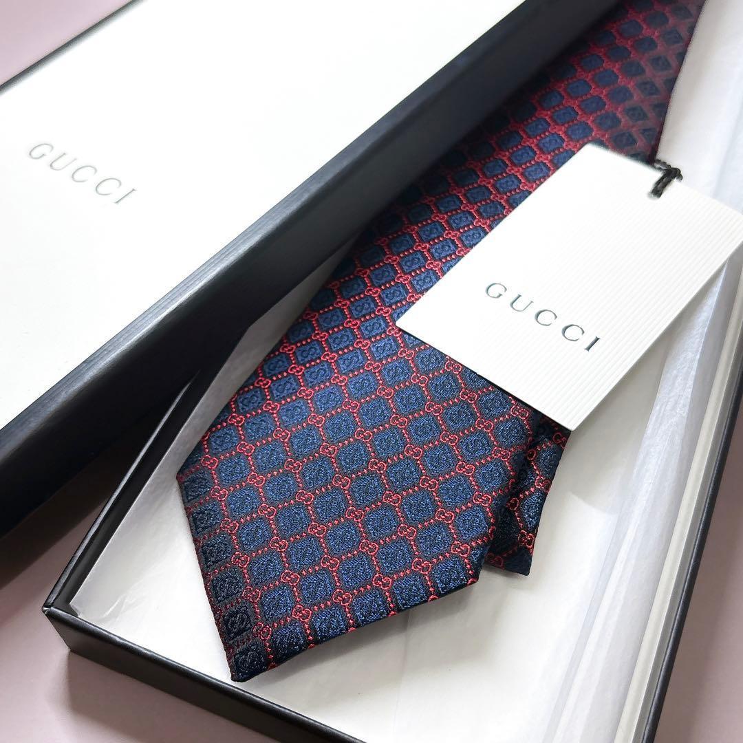 新品 GUCCI グッチ GGランバス×パドロック シルクネクタイ 箱タグ付