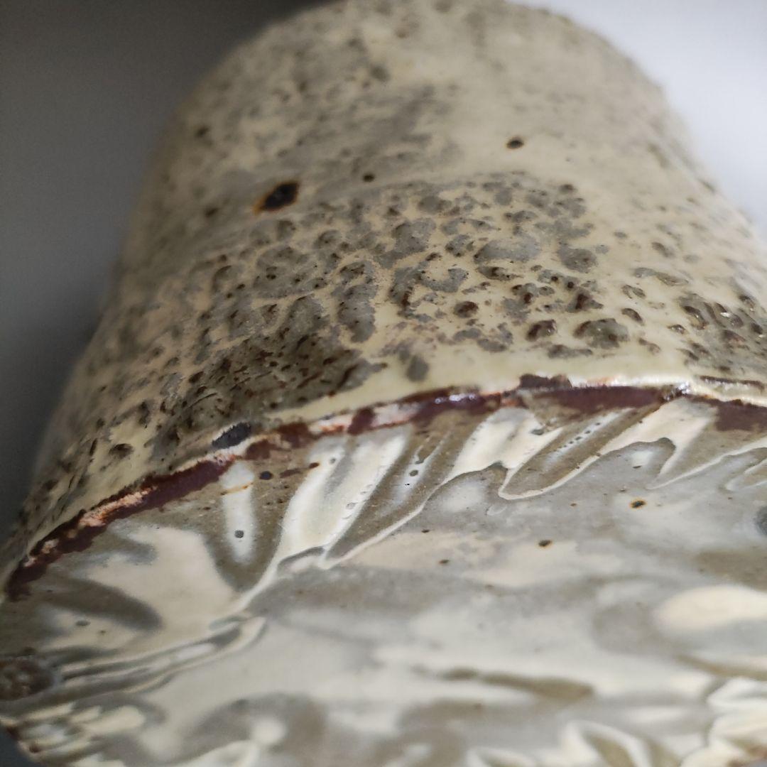 花岡隆　粉引花入　花瓶