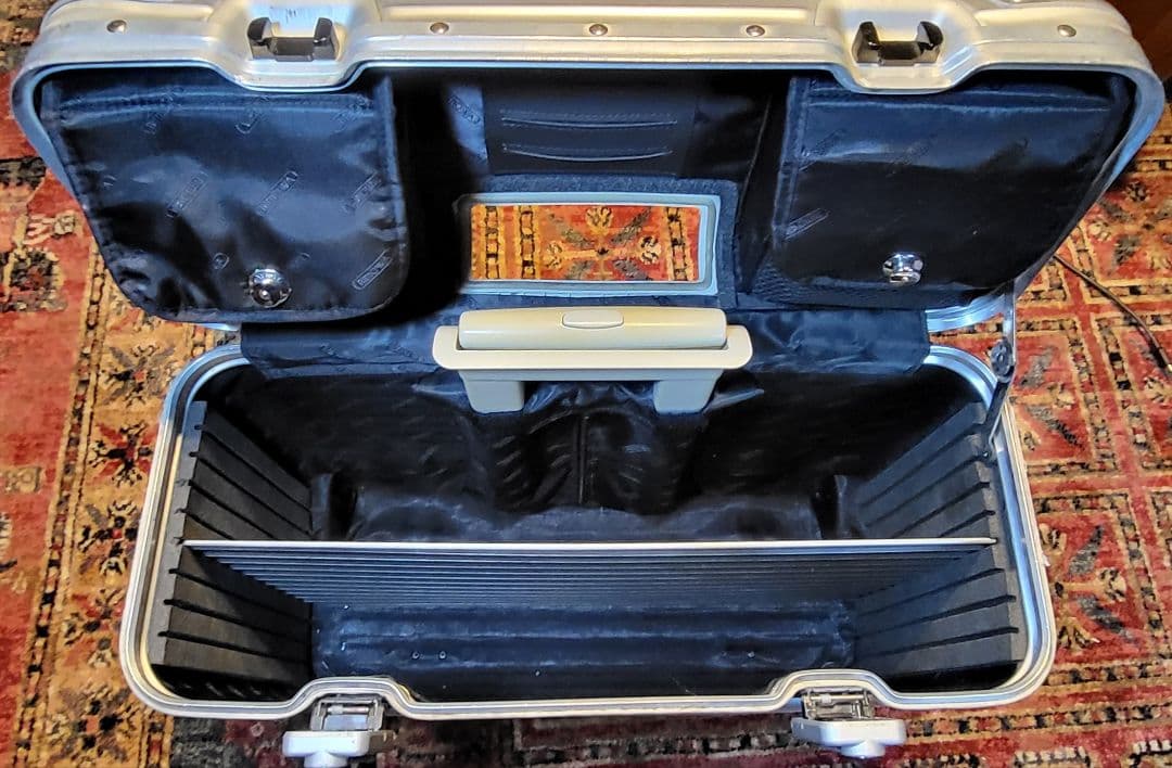 【廃盤】RIMOWA リモワ パイロットトロリー TSAロック 2輪　新品底足付