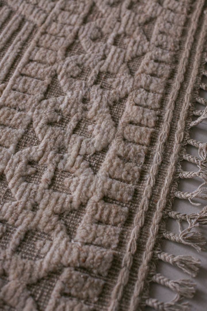 205×148 モロッコ　ベニワレン　新品　ウール　生成り