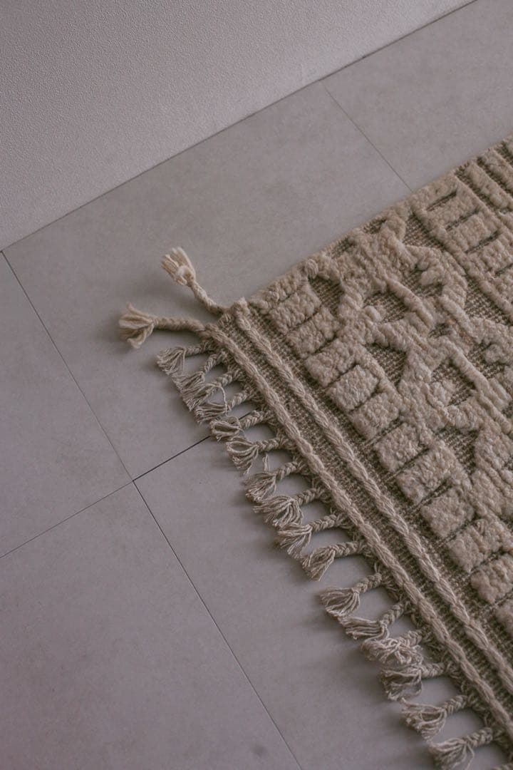 205×148 モロッコ　ベニワレン　新品　ウール　生成り