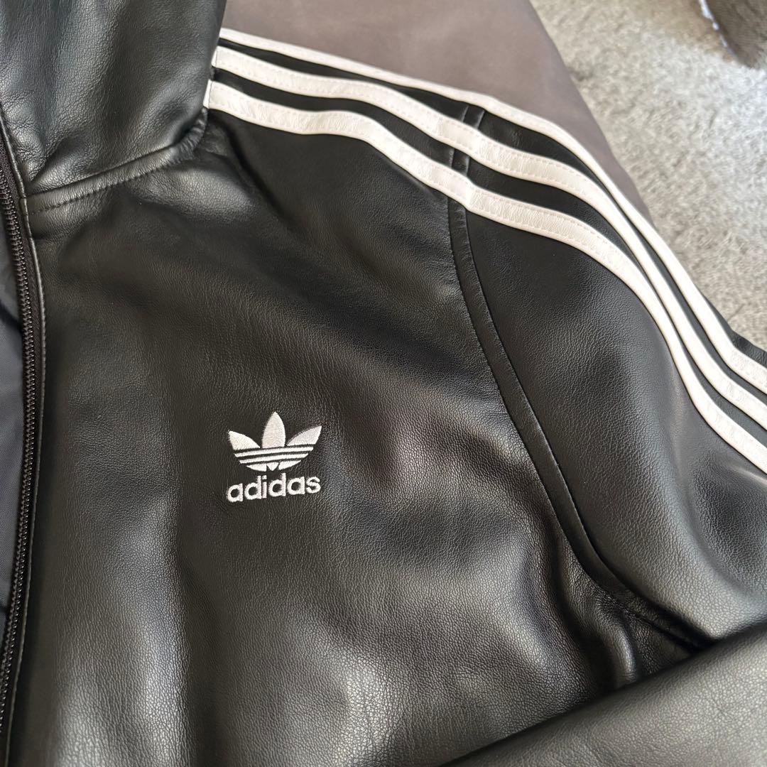 【最終値下げ✨】アディダス adidas フェイクレザージャケット 短丈 M