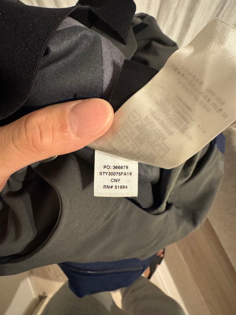 patagonia スノードリフタービブ スノーボード ビブパンツ ネイビー