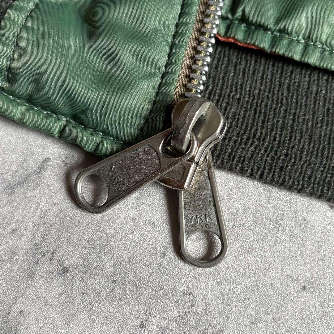 【90s vintage】MA-1 フライトジャケット　リバーシブル　短丈　古着