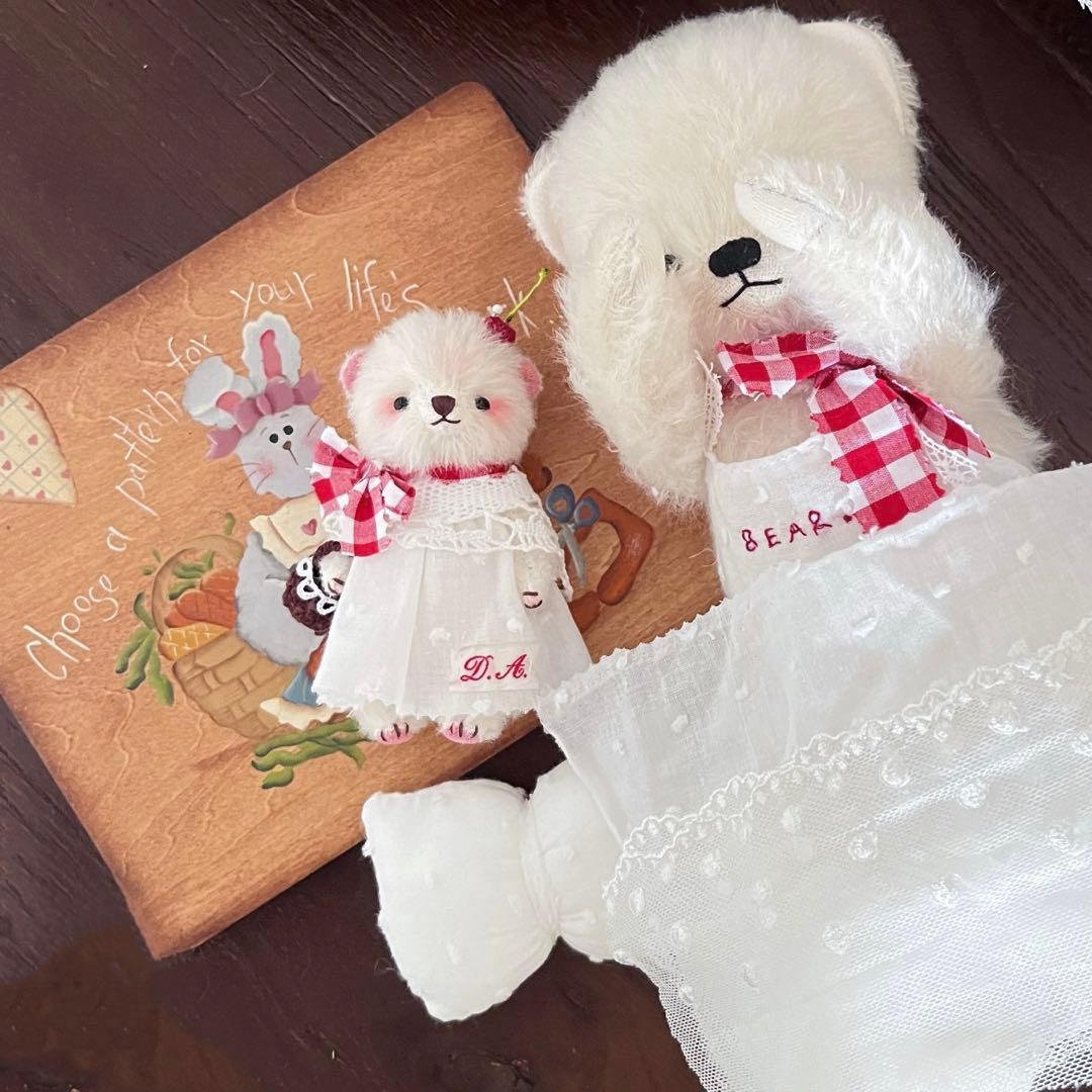さくらんぼと白熊ちゃん ぬいぐるみ テディベア 海外作家様 ハンドメイド くま