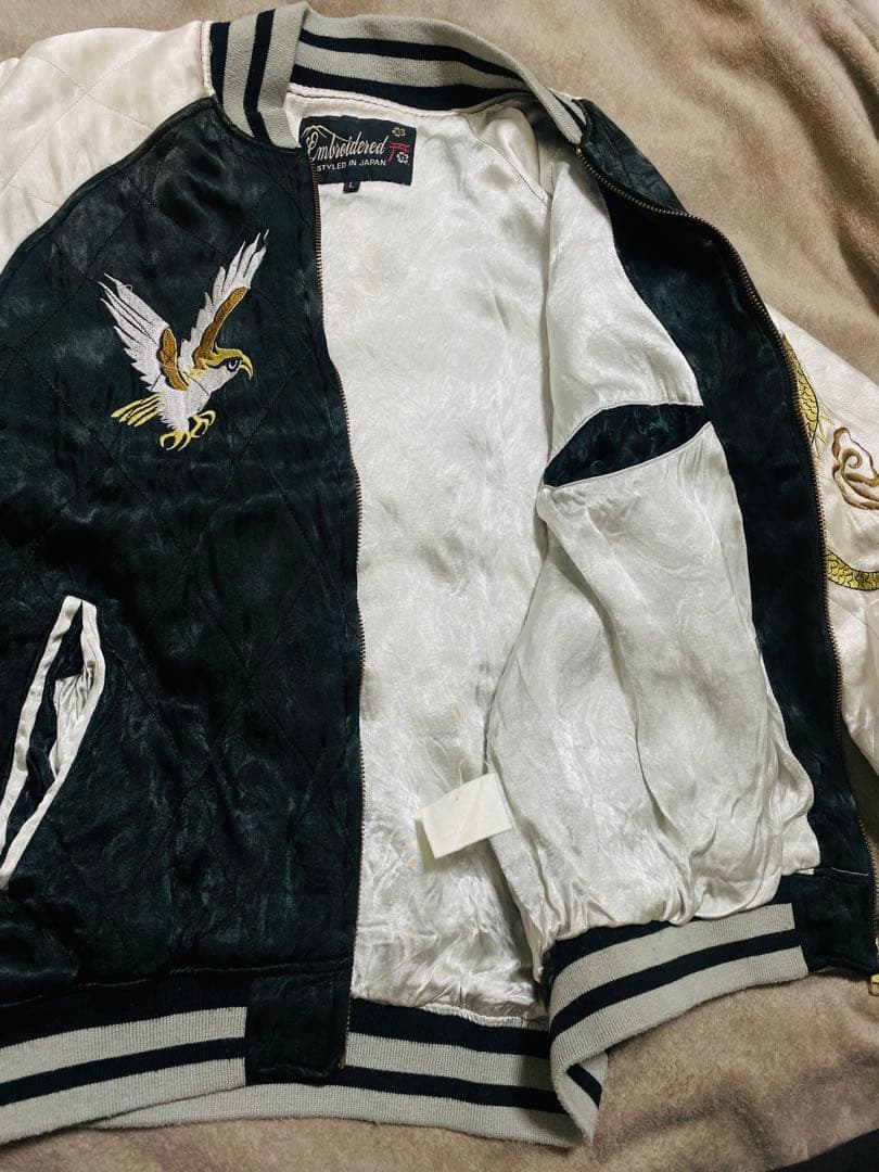 Embroidered 日本 スカジャン限定版 龍　サテン 100%silk