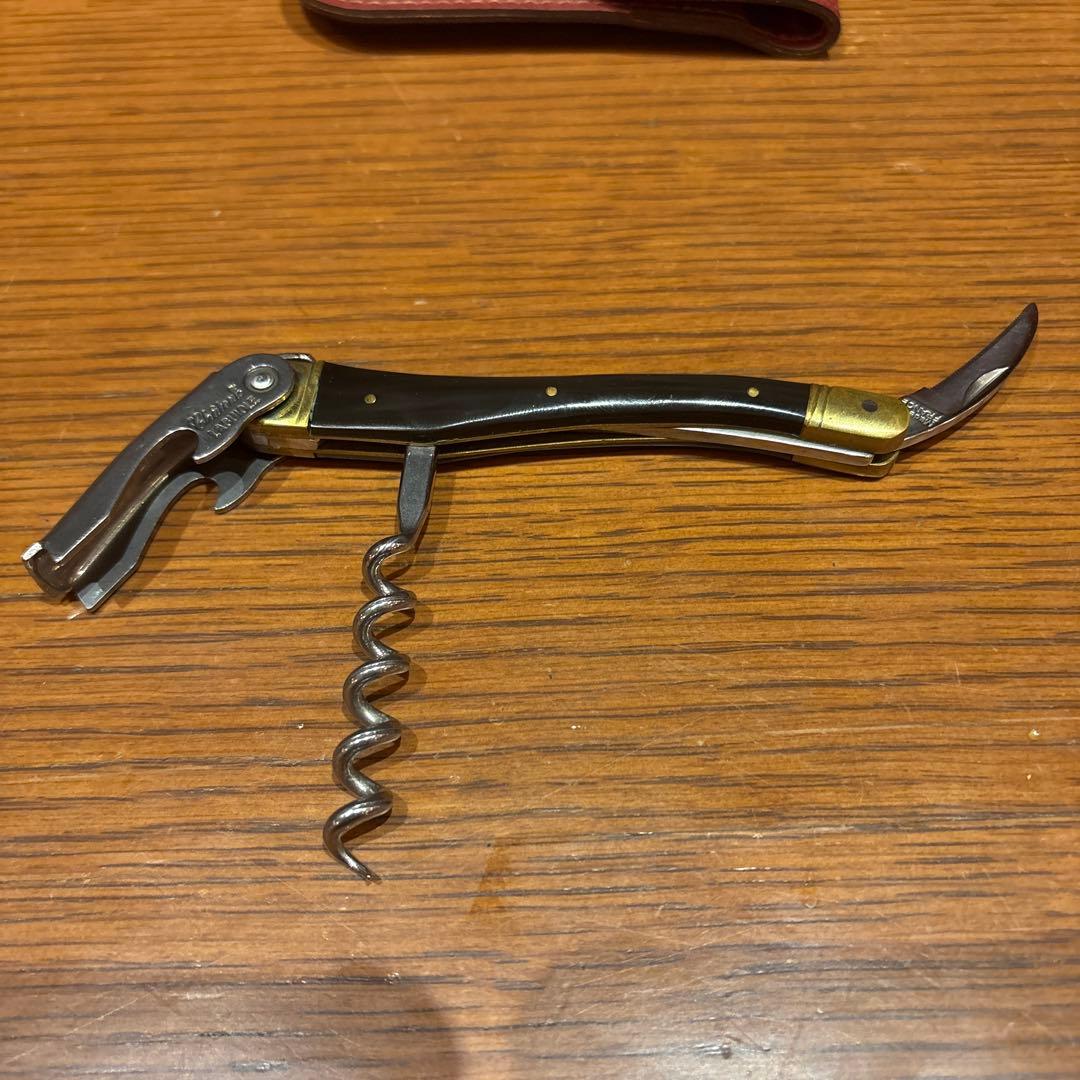 シャトーラギオール　 未使用　本革レザーケース付き(ケース無しの場合値引き)