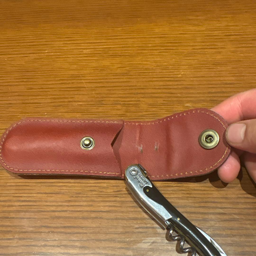 シャトーラギオール　 未使用　本革レザーケース付き(ケース無しの場合値引き)