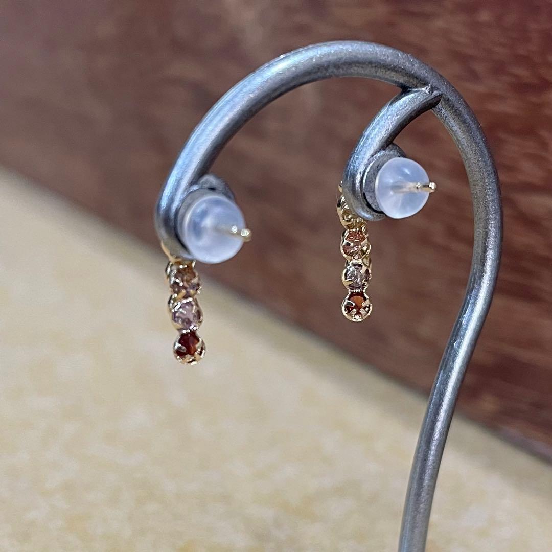 K18 アミュレット　天然石　レインボーカラー　ピアス　専用ページ