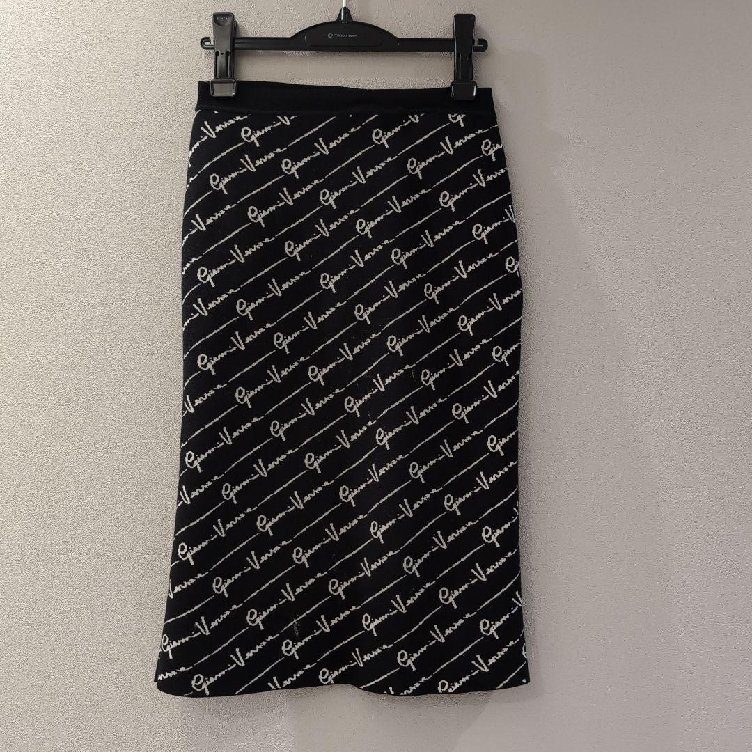 ヴェルサーチ　VERSACE　ニットスカート 38