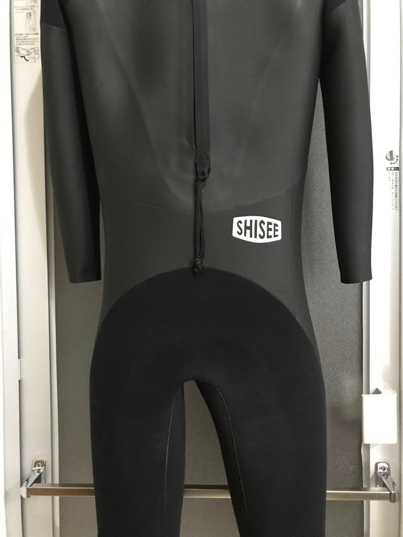 国産高品質　SHISEE セミドライ　ウェットスーツ
