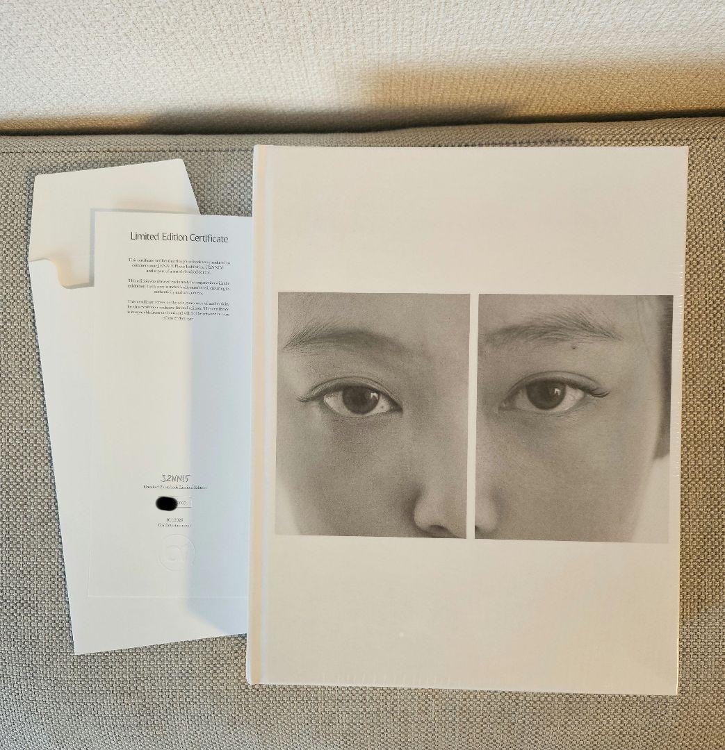 JENNIE 写真展 J2NNI5 POP UP in 代官山 限定 写真集