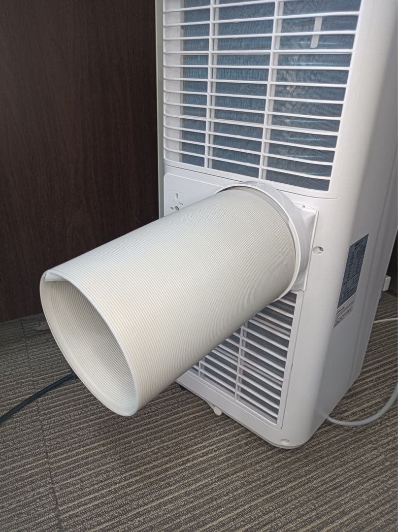 八5424【美品】エアコン　2023年製　スポットクーラー　JL-MAC-02