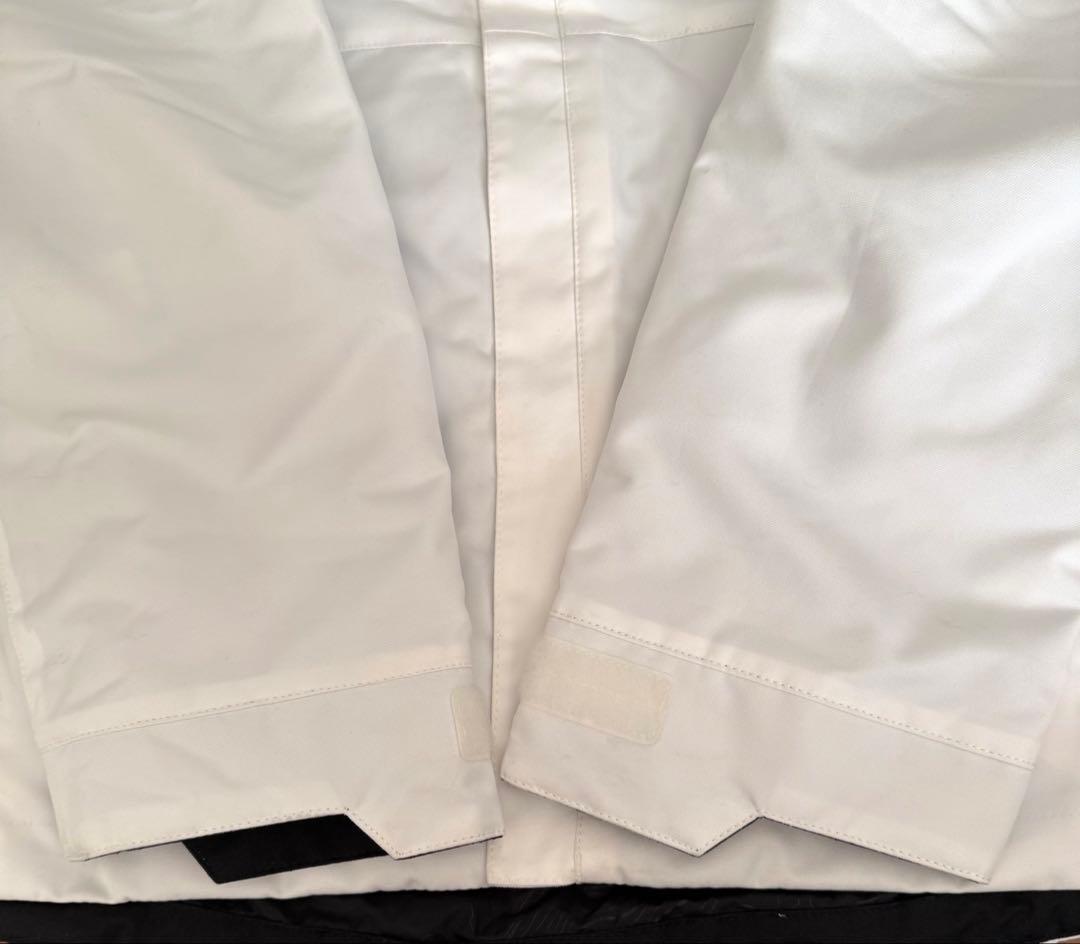 686 スノーボードウェア 上下 M 白×黒(練習用・サブ用)