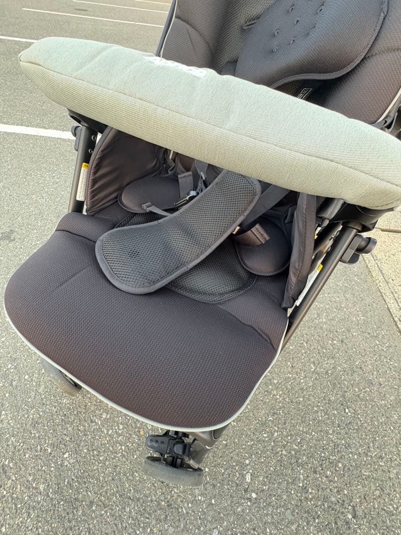 アップリカ　ラクーナ クッション　ベビーカー