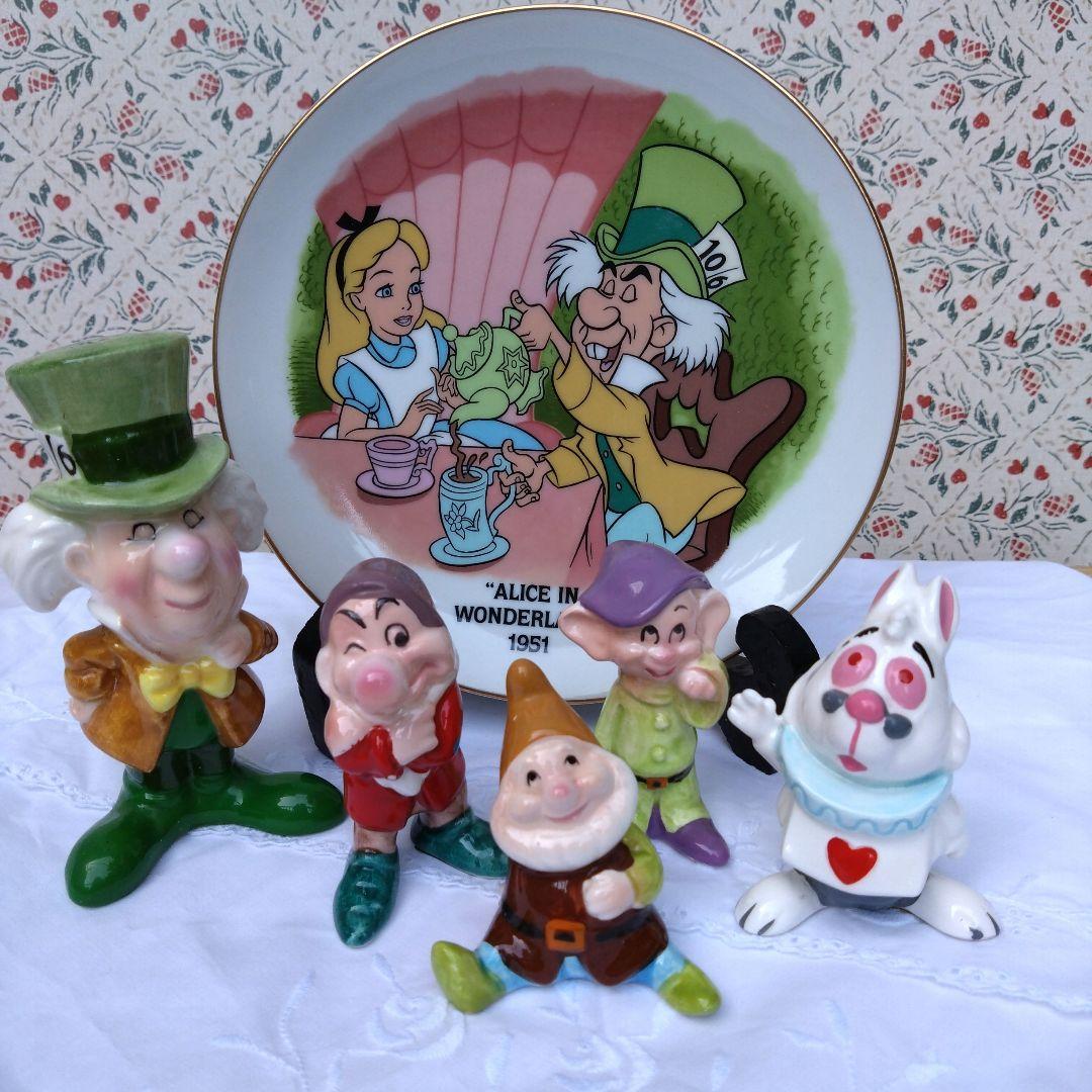 Disney　不思議の国のアリス　プレート＆ウサギさん達　ヴィンテージ　陶器製
