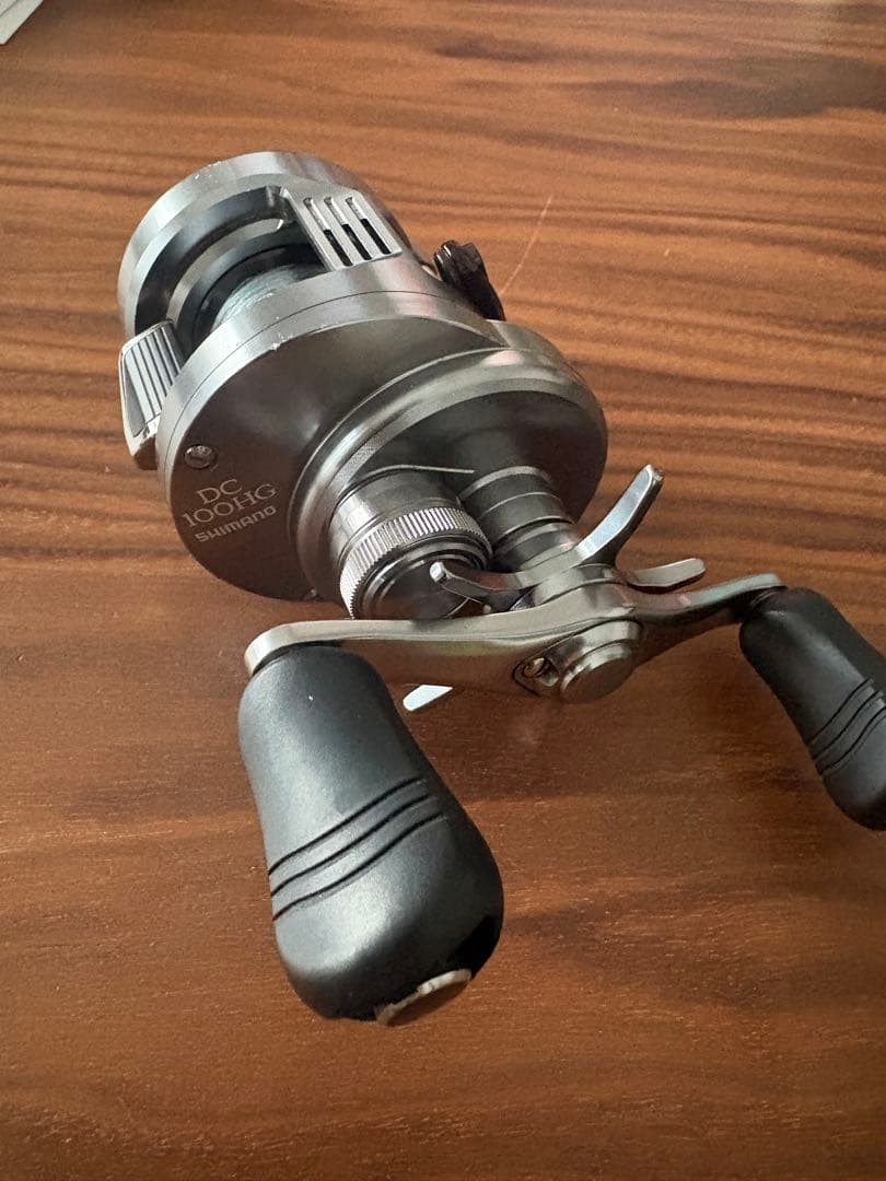 リール SHIMANO CALCUTTA CONQUEST DC100HG