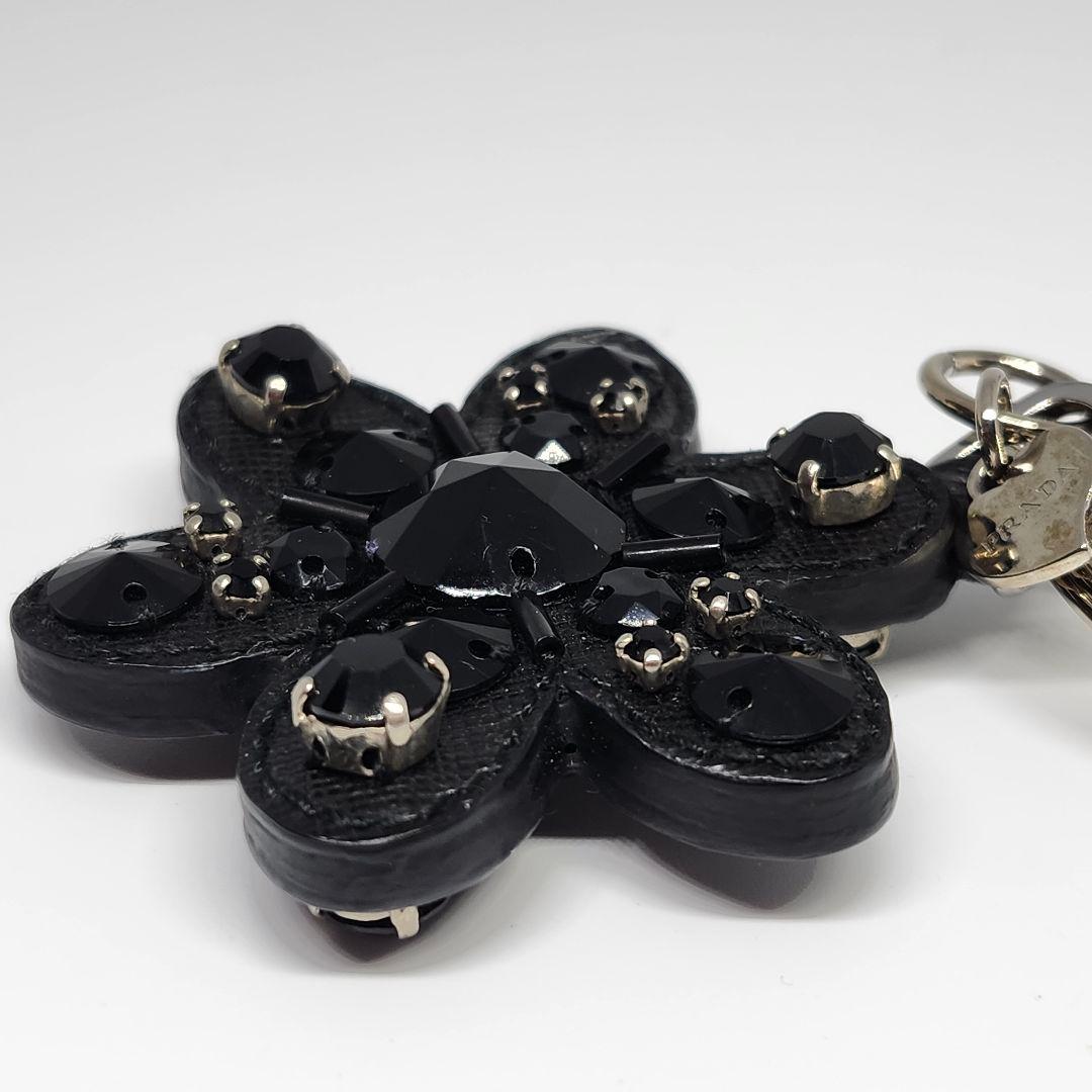 美品 PRADA プラダ キーリング ビジュ FLOWER 花 シルバー 黒
