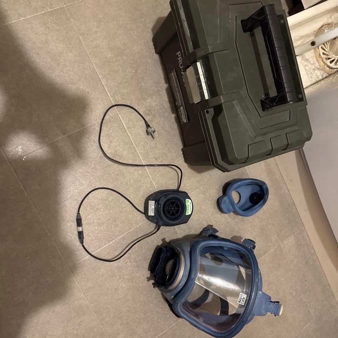 防塵マスク シリコン製 収納ケース付き